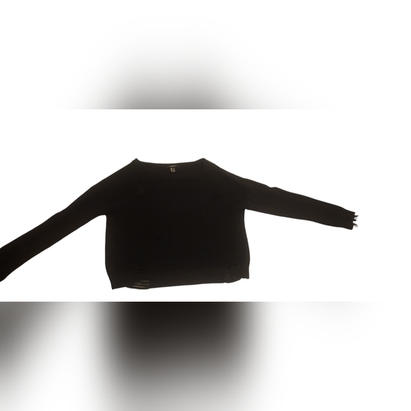 Sweater - Picture 1 of 5